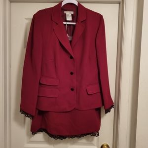 Plaza South  woman, Ladies suit  14W